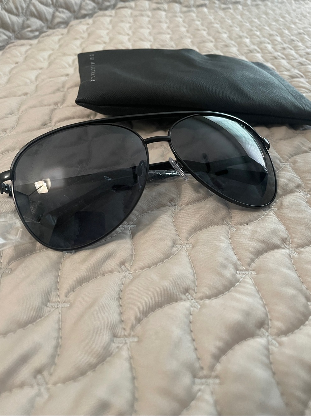 Quay Vivienne 120 sunglasses